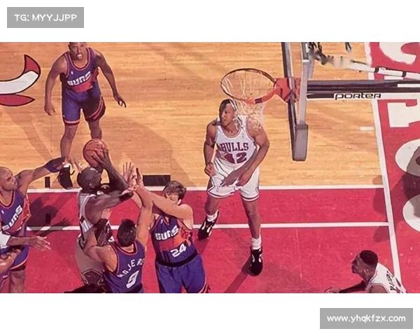 1993年巴克利力压乔丹当选MVP,乔丹总决赛场均41+8+6,巴克利呢 1993年巴克利力压乔丹当选MVP,乔丹总决赛场均41+8+6,巴克利呢